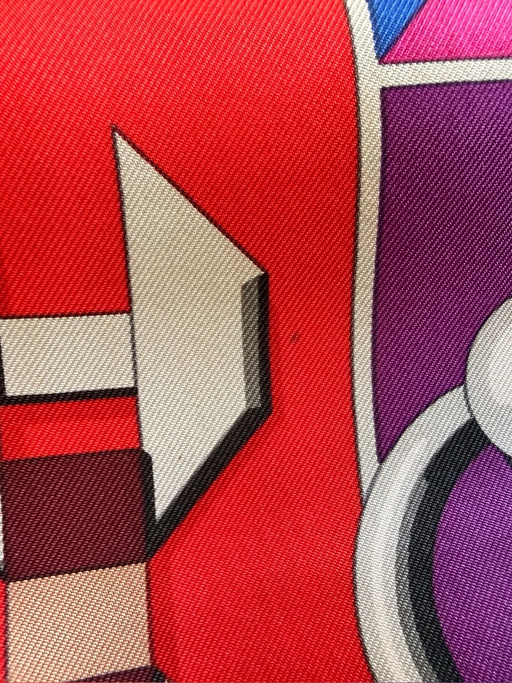 HERMES Carre En Boucles Silk Scarf 35